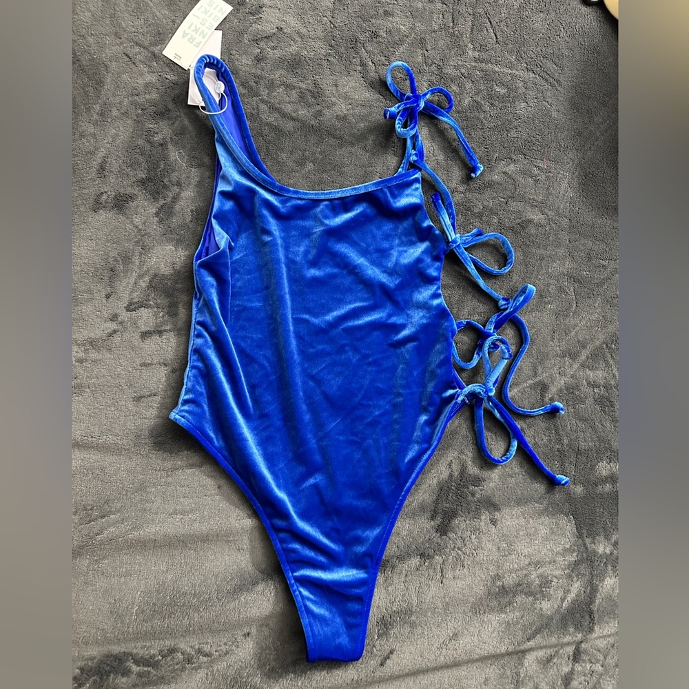 Velvet blue one piece Frankie bikinis